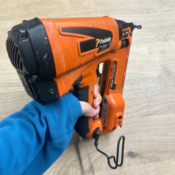 Paslode IM65A F16 Lithium Second Fix Brad Nailer 16G 32–63mm Nail Gun