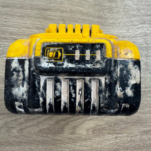 DeWalt 18V XR 5.0Ah Battery DCB184 Li-Ion Cordless Power Tool Battery Pack