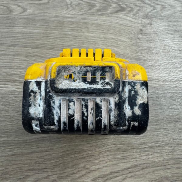 DeWalt 18V XR 5.0Ah Battery DCB184 Li-Ion Cordless Power Tool Battery Pack