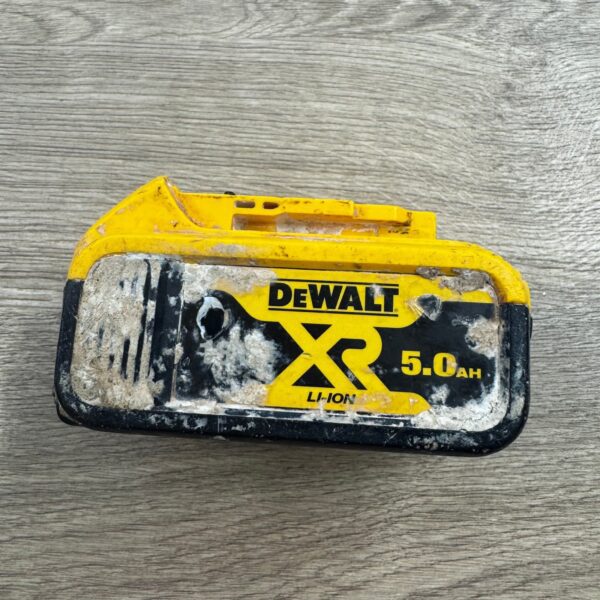 DeWalt 18V XR 5.0Ah Battery DCB184 Li-Ion Cordless Power Tool Battery Pack