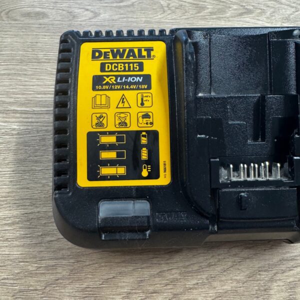 DeWalt DCB115 XR Li-Ion Battery Charger 10.8V 12V 14.4V 18V Multi Voltage