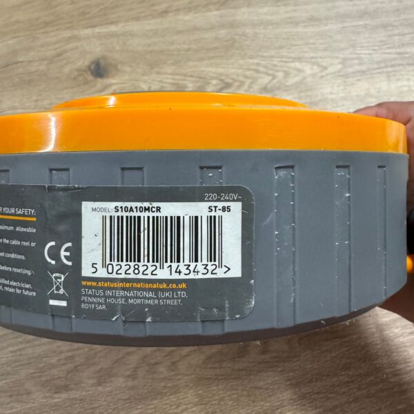 Status 10M Cable Reel Extension Lead 2 Socket 10m Thermal Cut-Out 2400W Max Reel