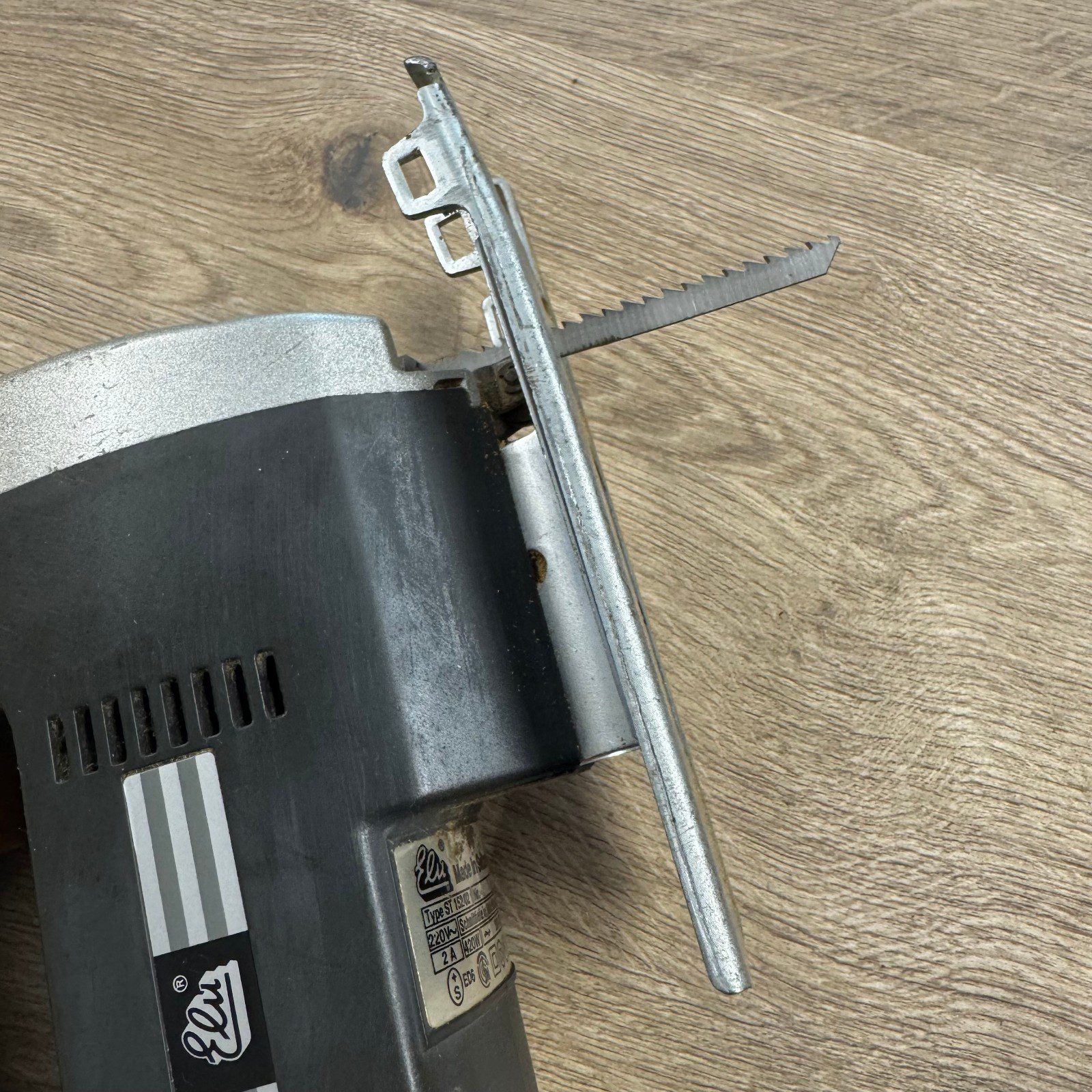 Elu Jigsaw 450W Variable Speed Electric Jigsaw Wood Cutting Tool With Case - Image 8