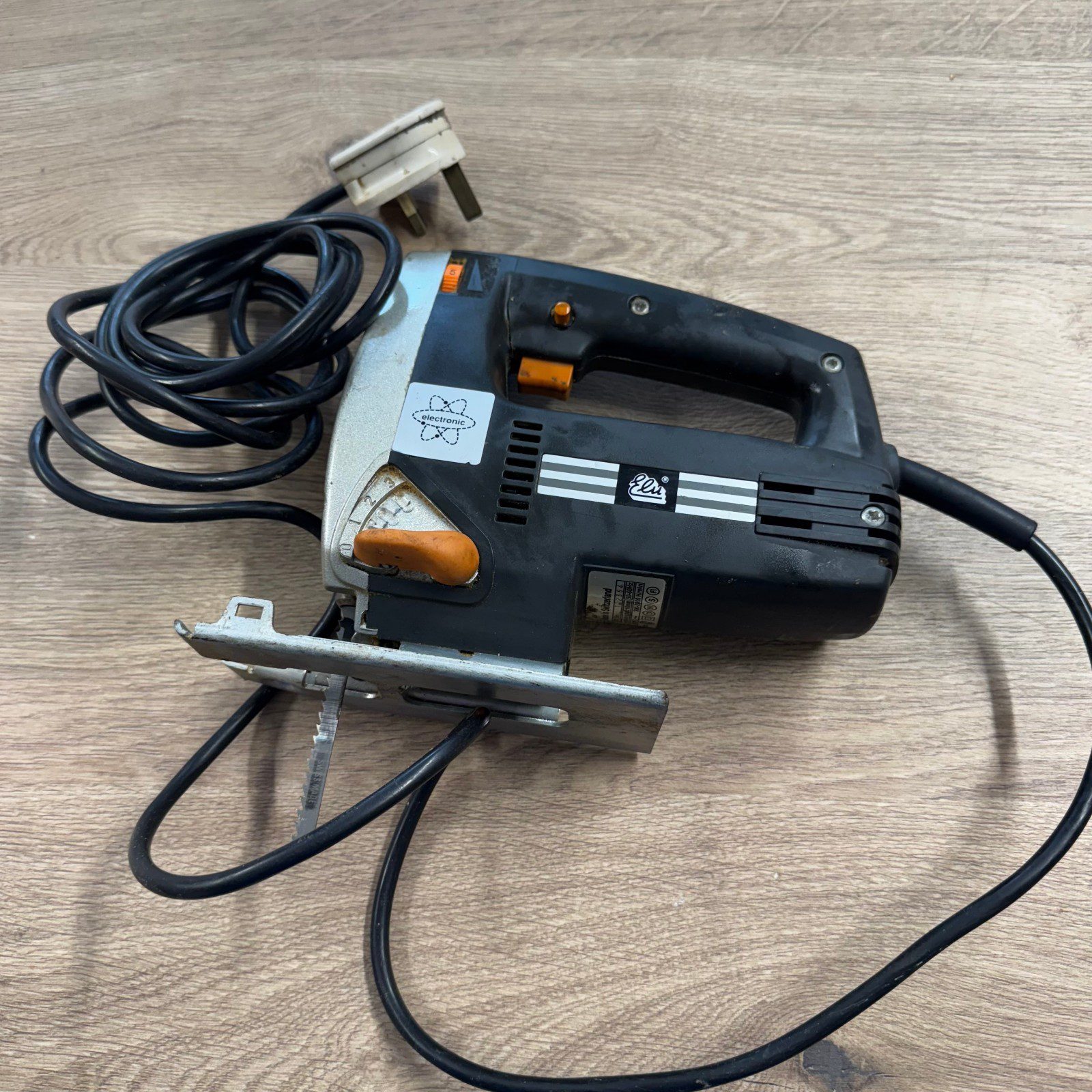 Elu Jigsaw 450W Variable Speed Electric Jigsaw Wood Cutting Tool With Case - Image 13