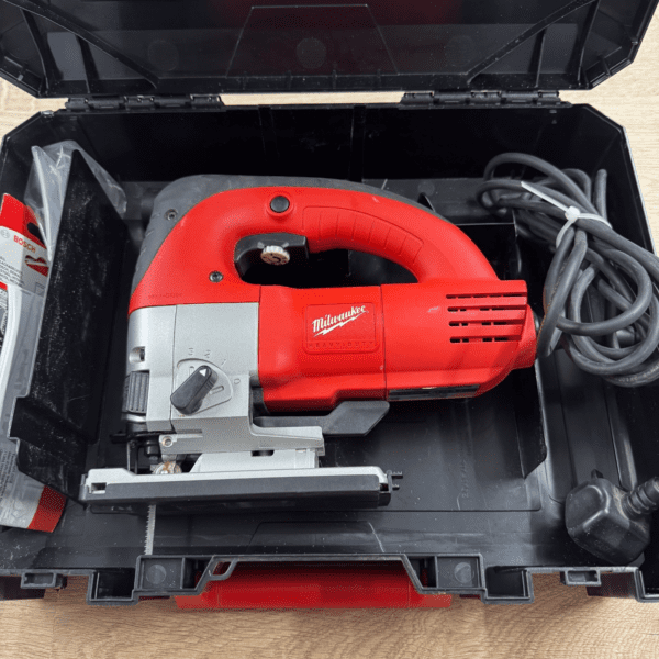Milwaukee JSPE 135 TX Jigsaw 240V 750W Heavy Duty Used