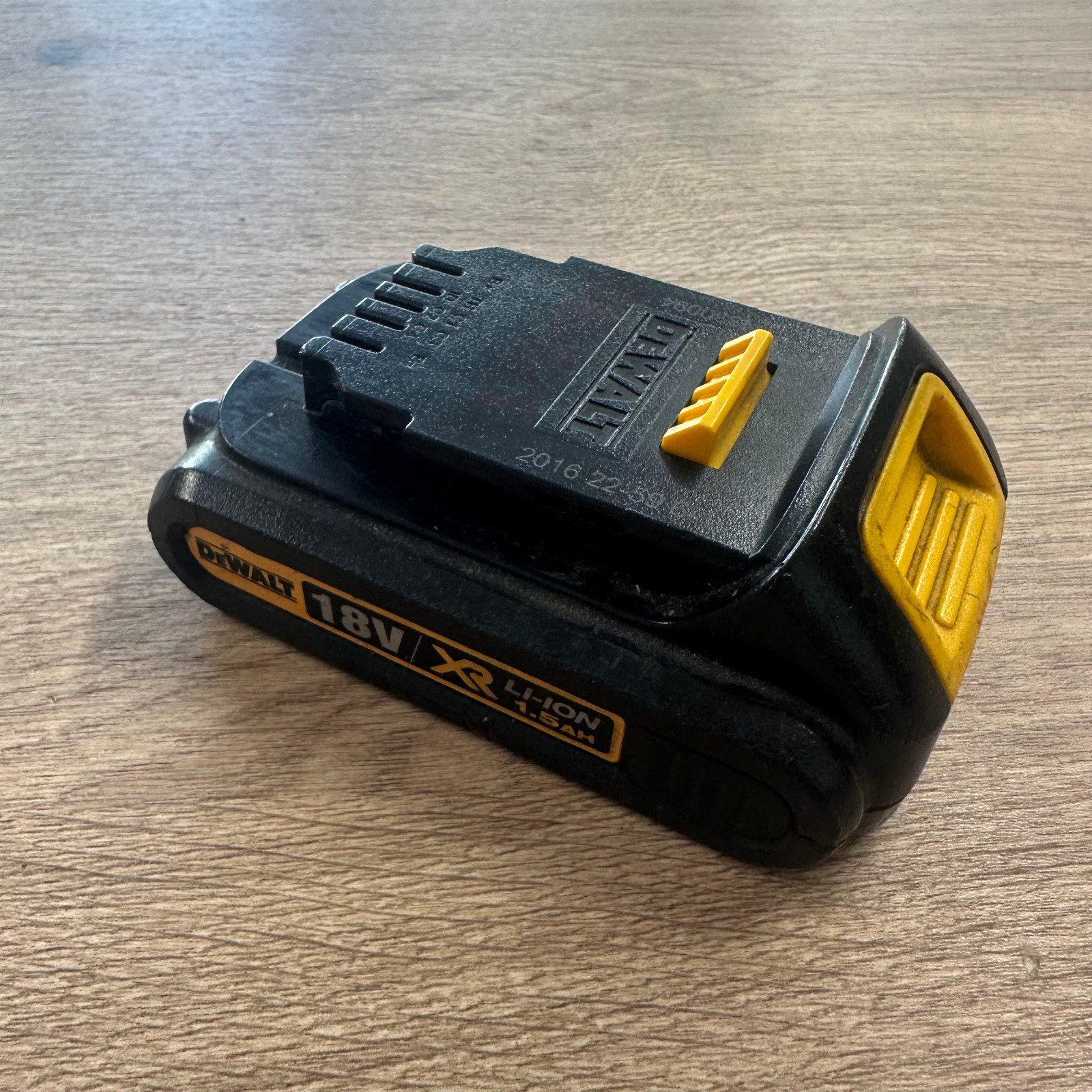 DeWalt DCB181 18V XR Li-Ion 1.5Ah Battery Used Genuine Power Tool Battery Pack - Image 1