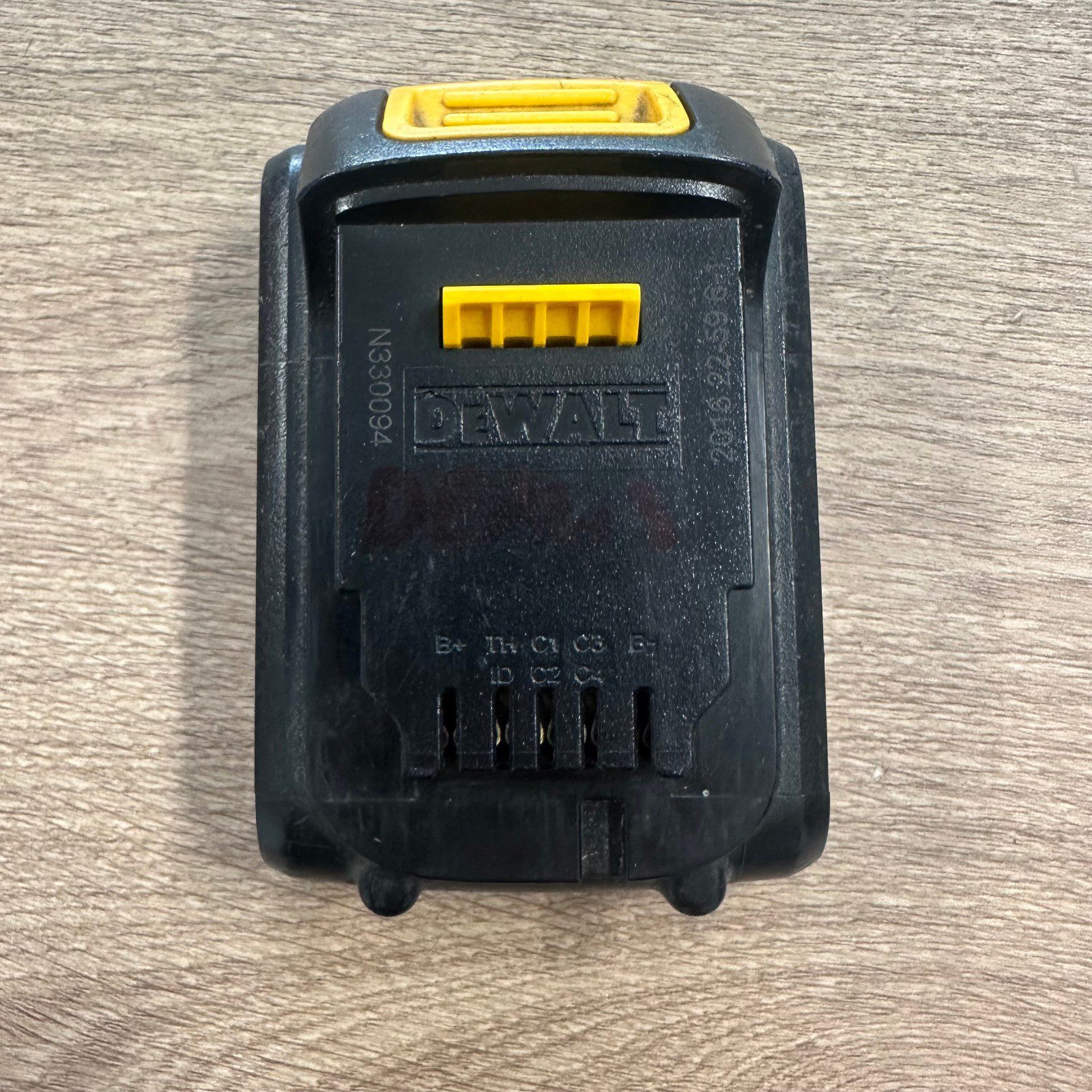 DeWalt DCB181 18V XR Li-Ion 1.5Ah Battery Used Genuine Power Tool Battery Pack - Image 8