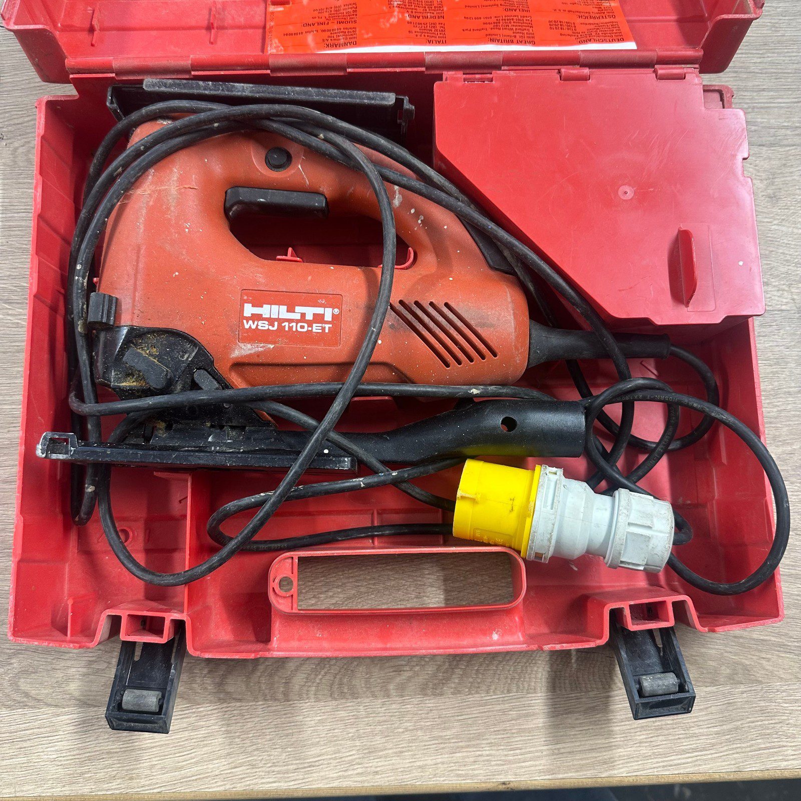 Hilti WSJ 110-ET 110V Jigsaw Corded Saw With Case Handle Guard Accessories Tool - Image 1