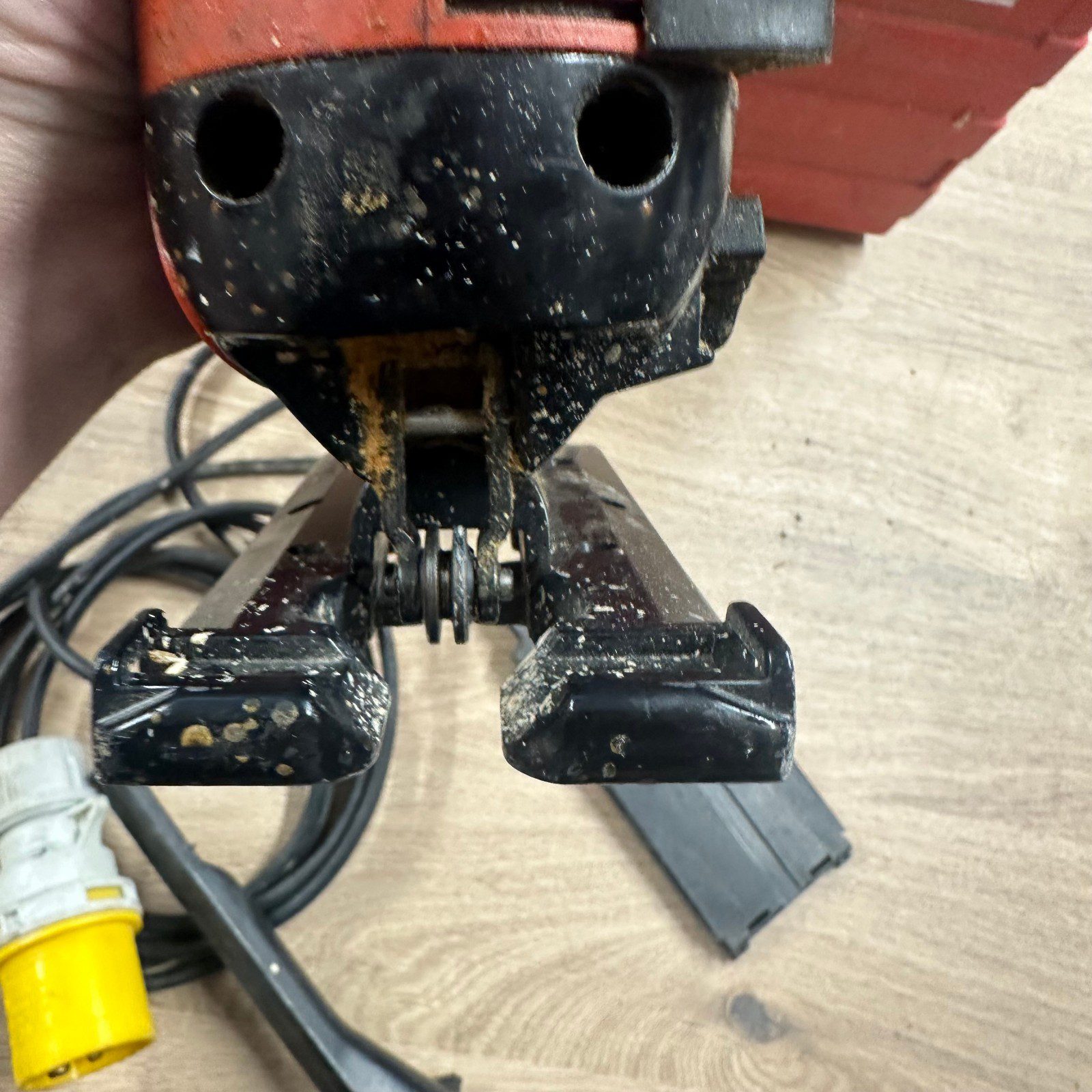 Hilti WSJ 110-ET 110V Jigsaw Corded Saw With Case Handle Guard Accessories Tool - Image 8