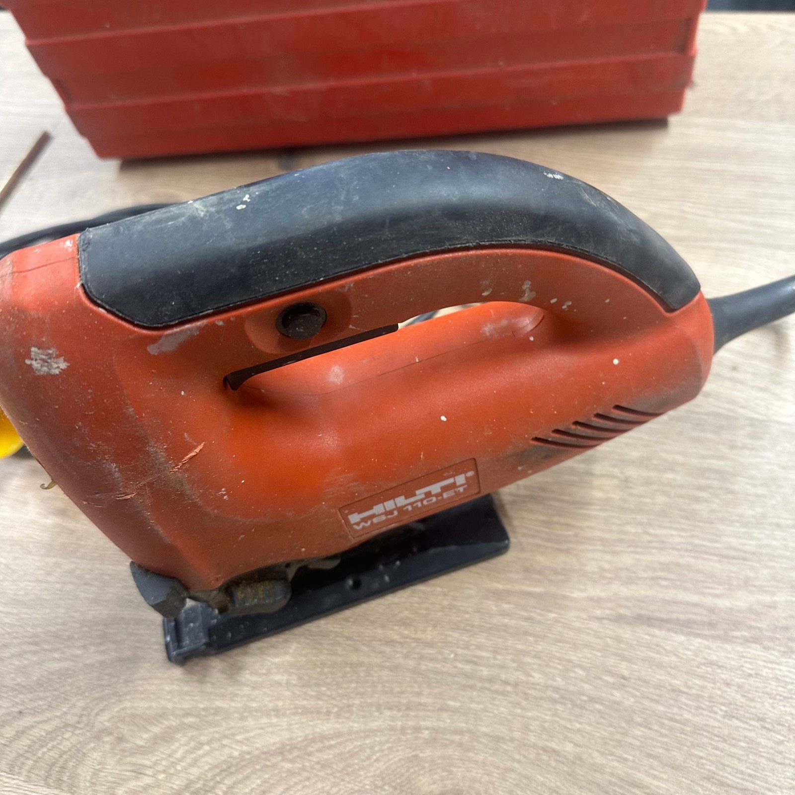 Hilti WSJ 110-ET 110V Jigsaw Corded Saw With Case Handle Guard Accessories Tool - Image 15