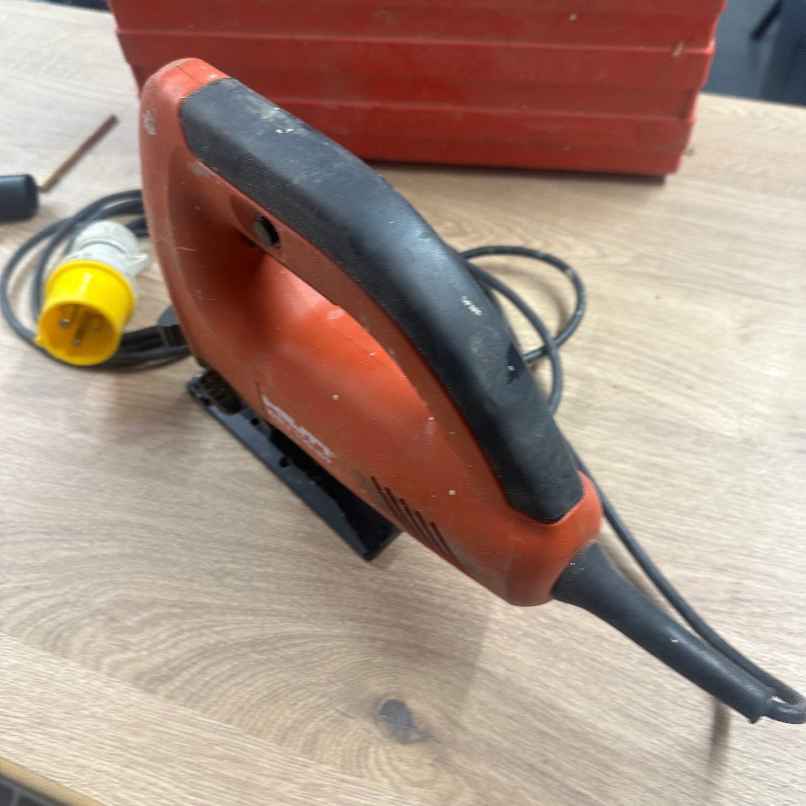 Hilti WSJ 110-ET 110V Jigsaw Corded Saw With Case Handle Guard Accessories Tool - Image 16