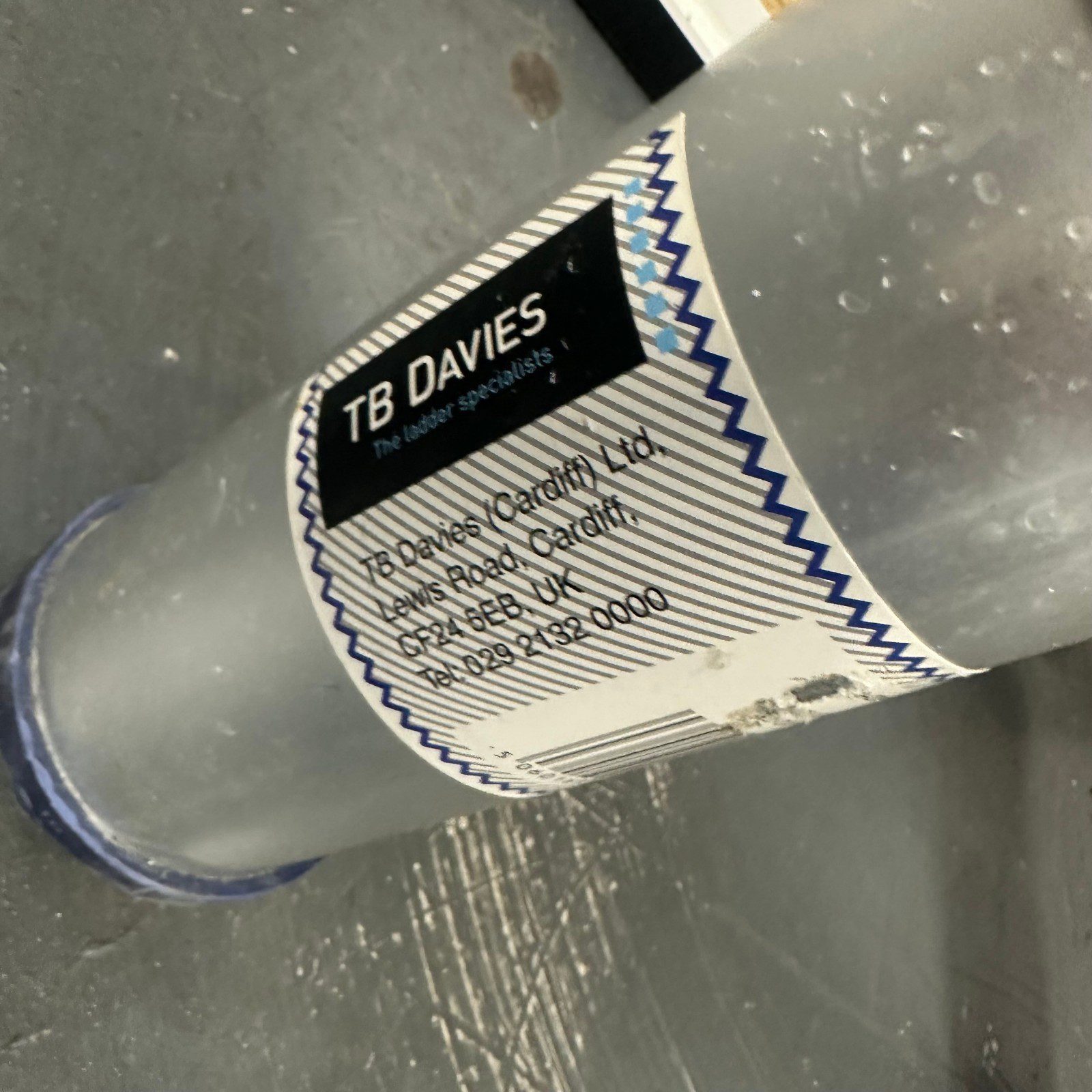 Xtend & Climb Pro 3.8m Telescopic Extension Ladder EN131 Aluminium Used - Image 7