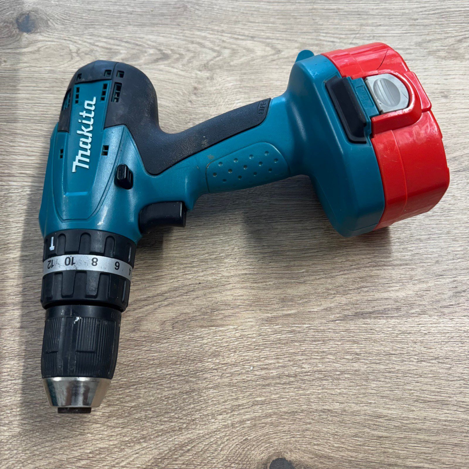 Makita 8391D 18V Combi Drill Set 2 x Batteries Charger Case Accessories Used - Image 5