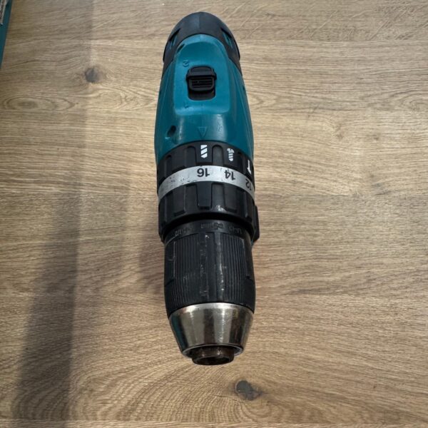 Makita 8391D 18V Combi Drill Set 2 x Batteries Charger Case Accessories Used