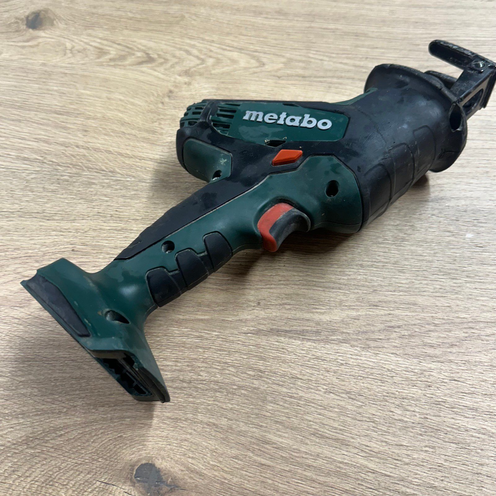 Metabo SSE 18 LTX Compact 18V Cordless Reciprocating Saw Body Only - Image 2