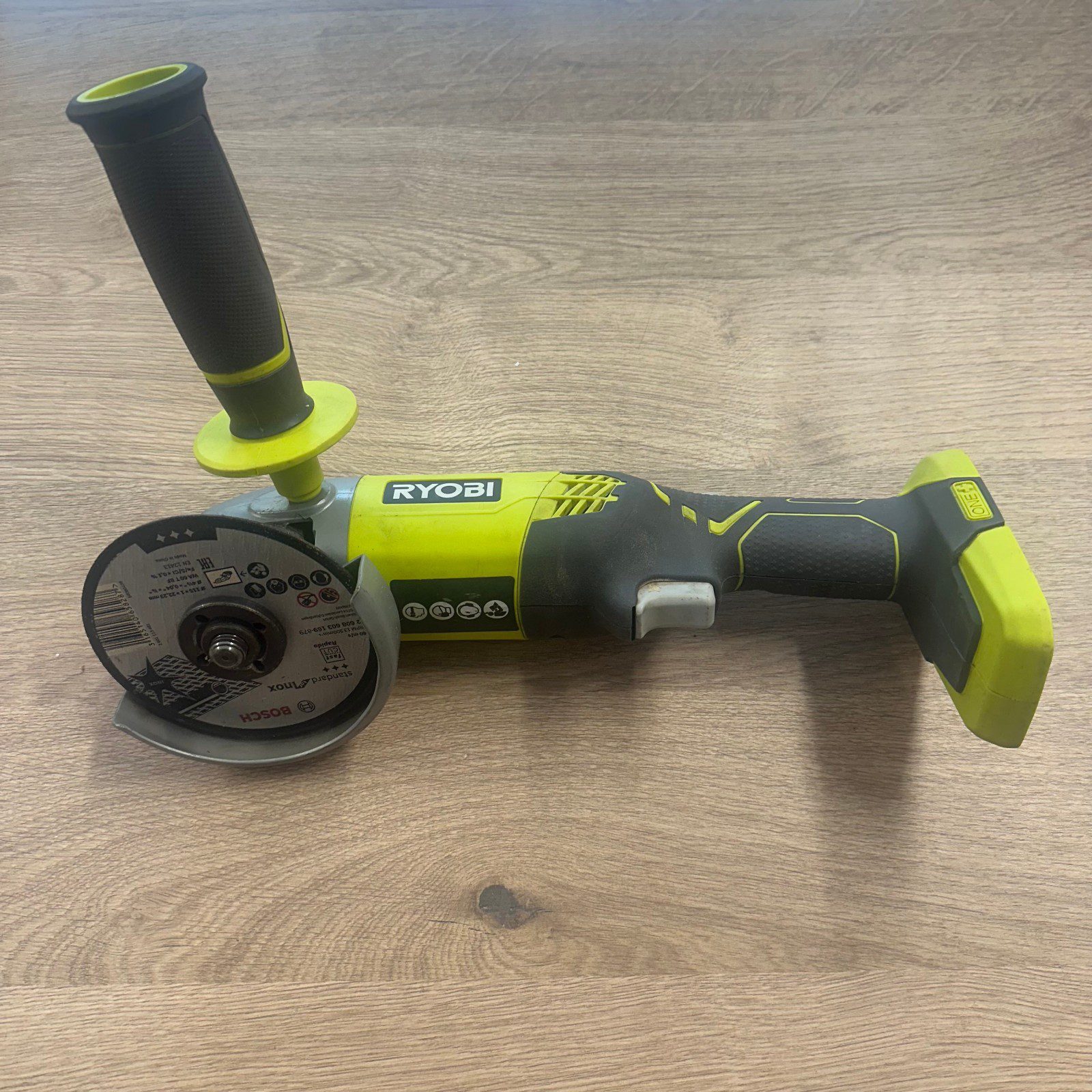 Ryobi R18AG 18V ONE+ 115mm Angle Grinder Bare Unit With Handle Used - Image 2