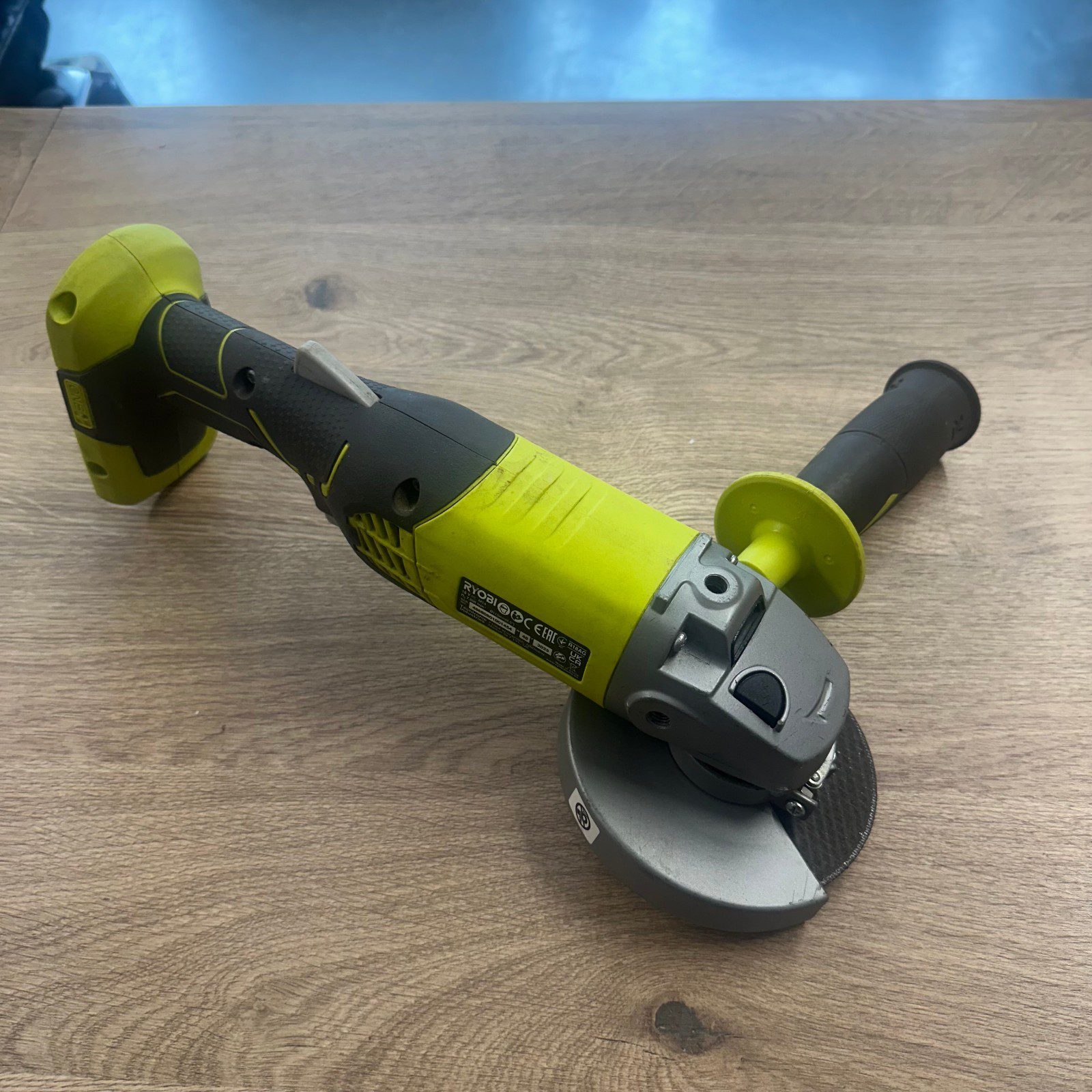 Ryobi R18AG 18V ONE+ 115mm Angle Grinder Bare Unit With Handle Used - Image 13