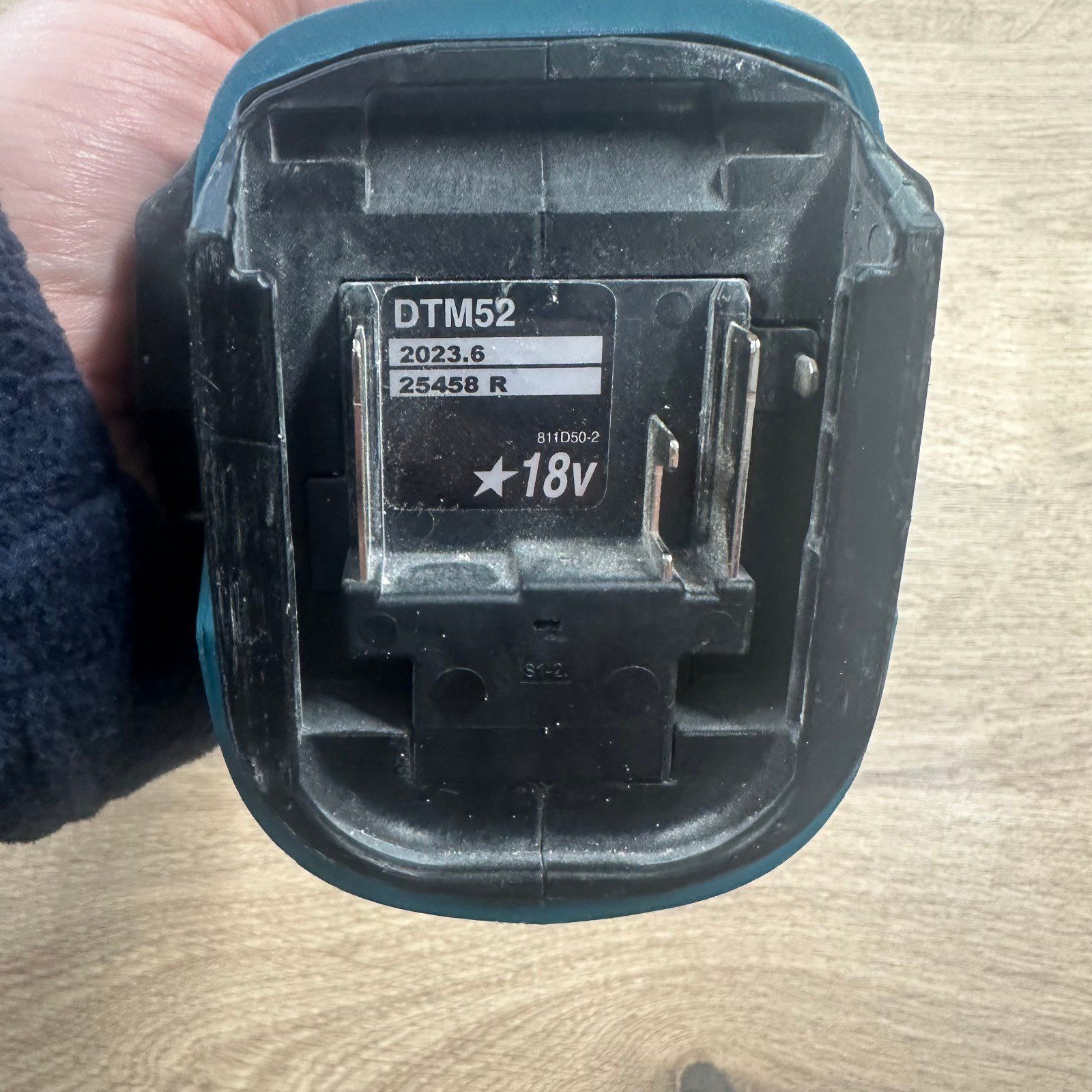 Makita DTM52 18V LXT Brushless AVT Starlock Max Multi Tool Body Only - Image 9