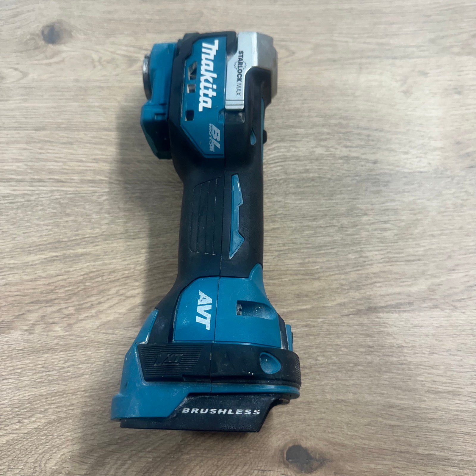 Makita DTM52 18V LXT Brushless AVT Starlock Max Multi Tool Body Only - Image 12