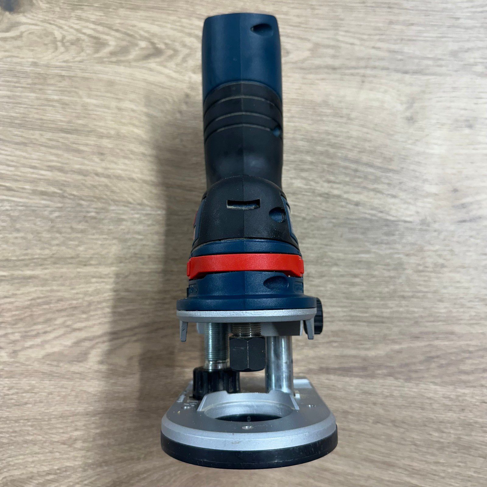 Bosch Professional GKF 12V-8 12V Brushless Palm Router Trimmer Body Only - Image 2