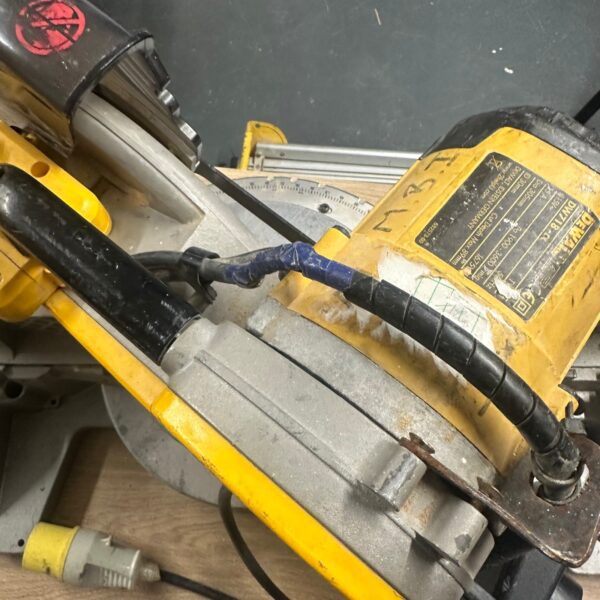 DeWalt DW718 LX Mitre Saw 305mm 110V Slide Compound Saw Used