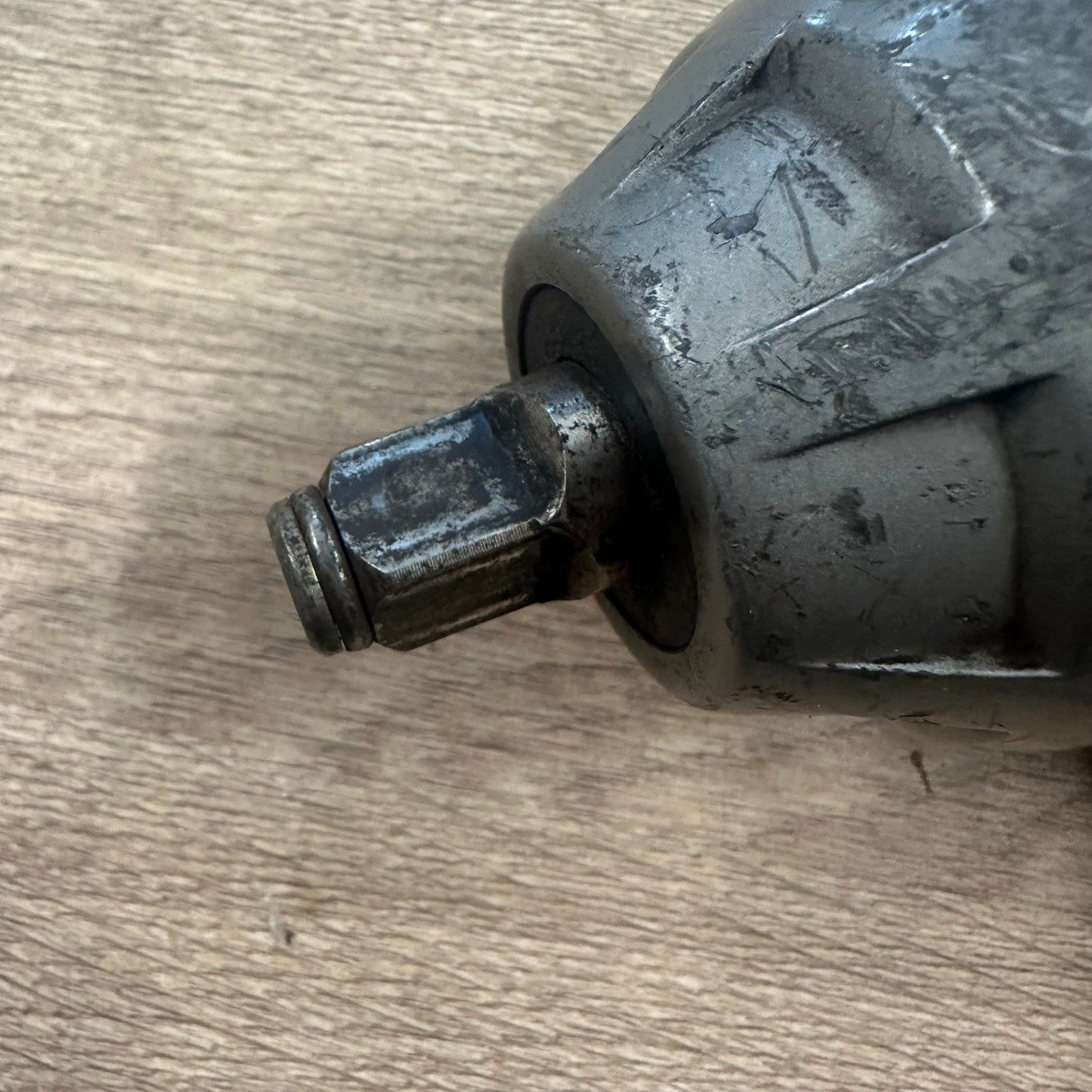 Milwaukee HD18 HIWF 18V 1/2" Square Impact Wrench Body Only - Image 14