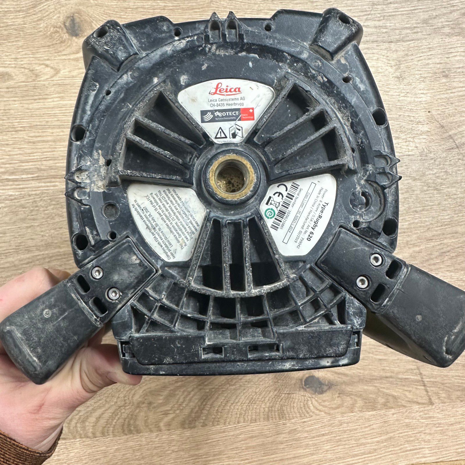 Leica Rugby 620 Rotary Laser Level Kit Rod Eye 160 Receiver Construction Tool - Image 12