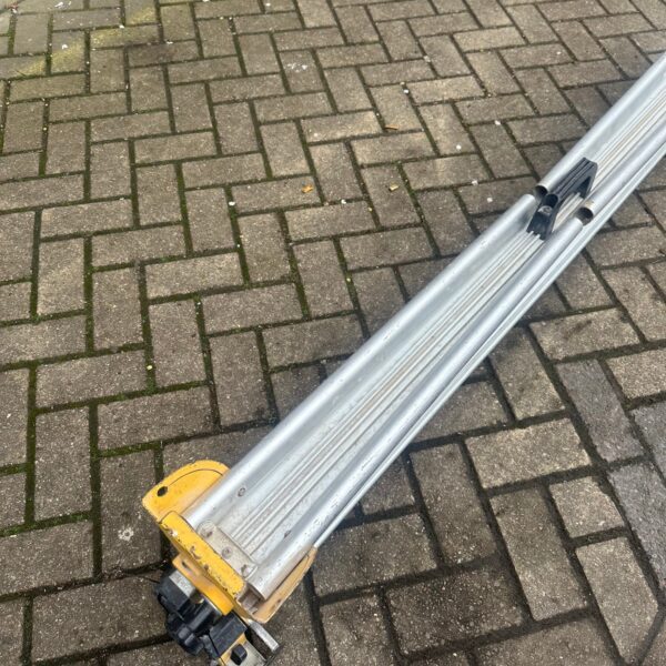 DeWalt DE7023 Universal Mitre Saw Leg Stand Heavy Duty Folding Work Support