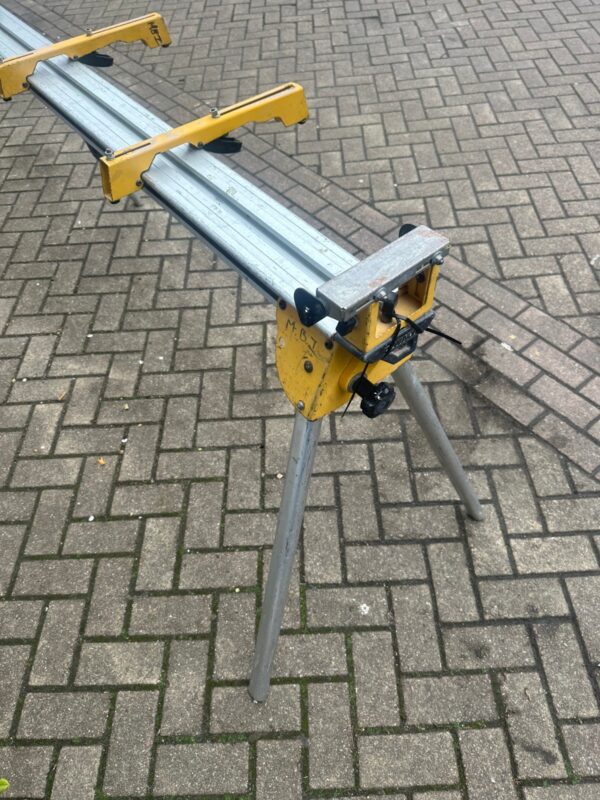 DeWalt DE7023 Universal Mitre Saw Leg Stand Heavy Duty Folding Work Support