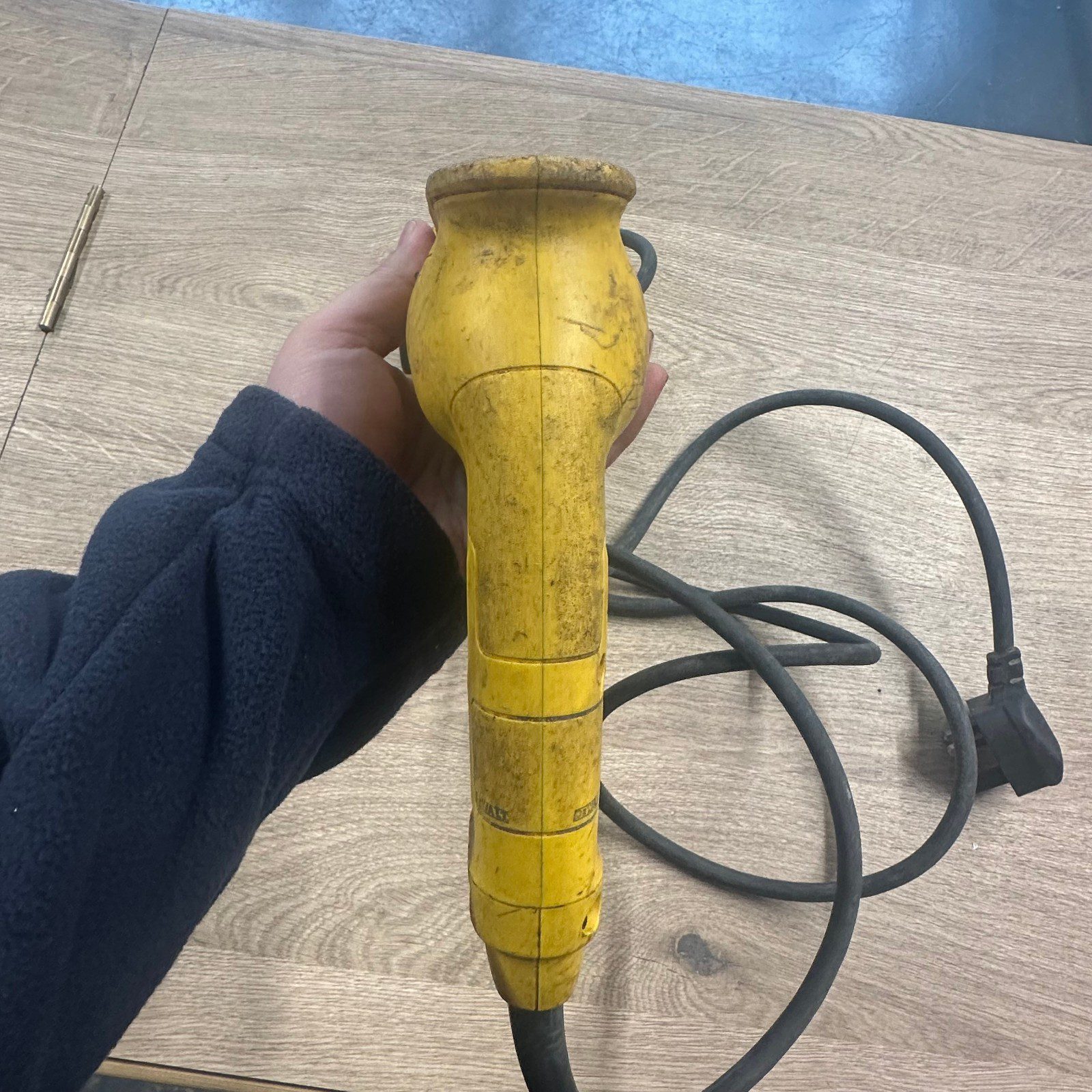 DeWalt D25033 230V SDS Plus Rotary Hammer Drill Corded Electric Tool - Image 4