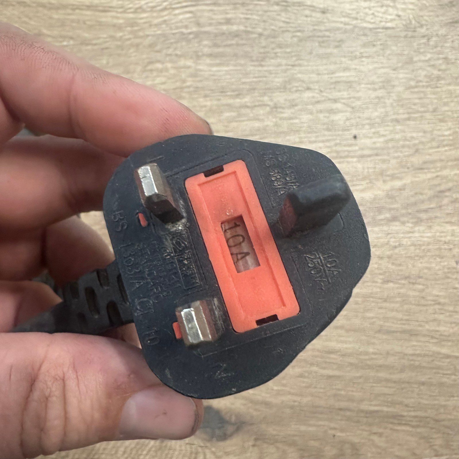 DeWalt D25033 230V SDS Plus Rotary Hammer Drill Corded Electric Tool - Image 10