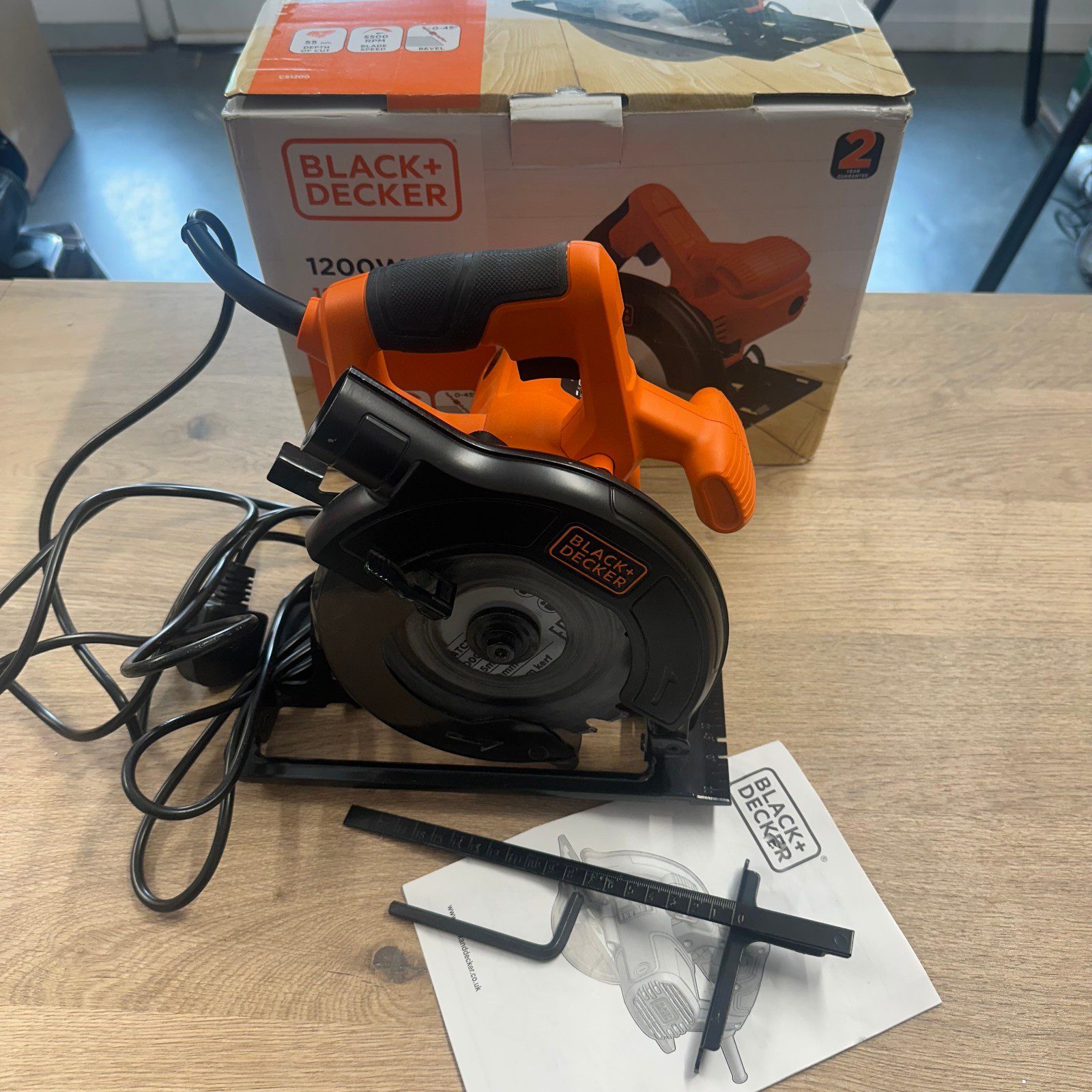 Black Decker CS1200 Circular Saw 1200W 165mm Electric Wood Saw Used - Image 1