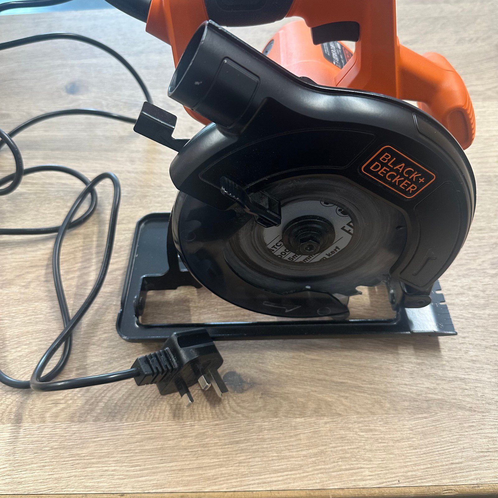 Black Decker CS1200 Circular Saw 1200W 165mm Electric Wood Saw Used - Image 3