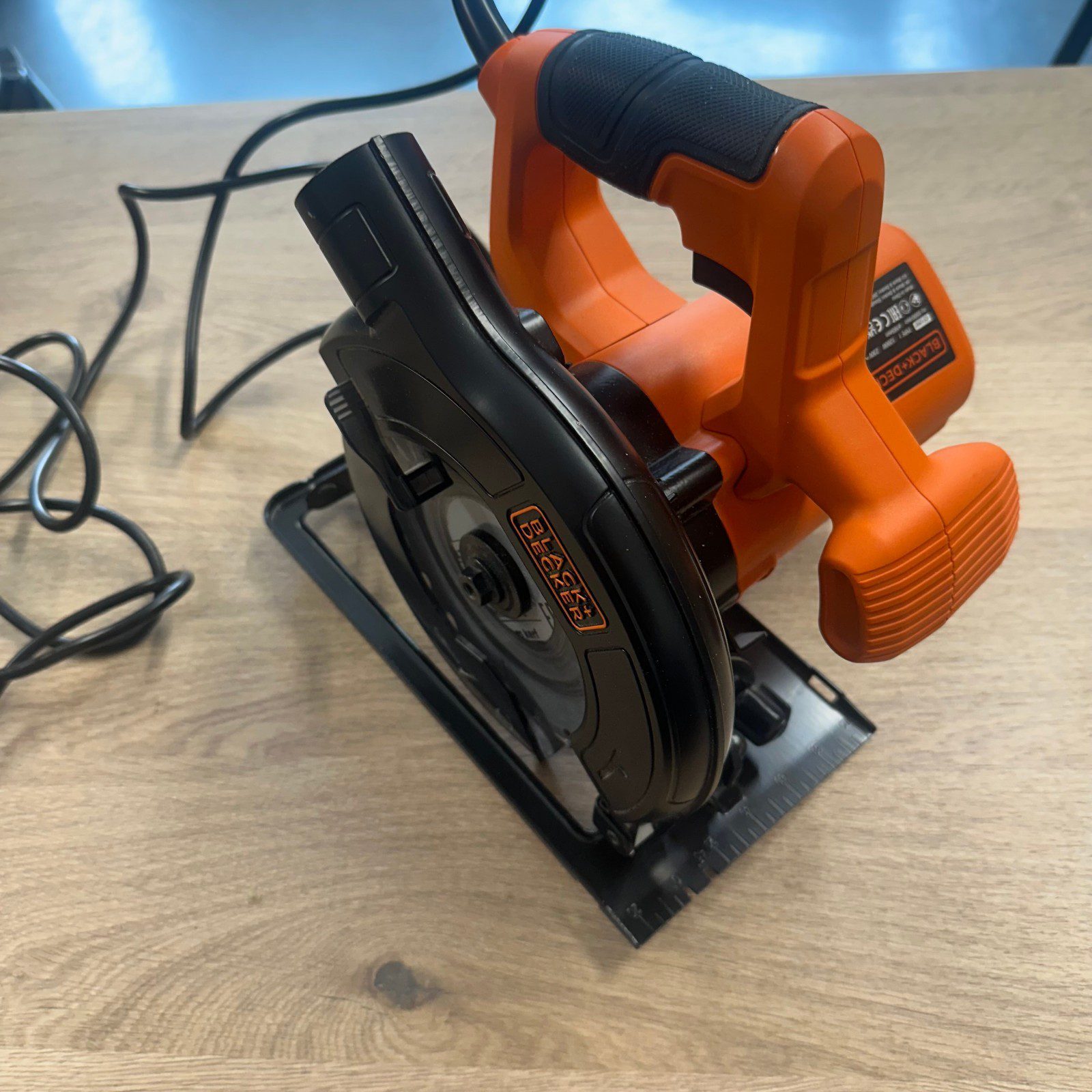 Black Decker CS1200 Circular Saw 1200W 165mm Electric Wood Saw Used - Image 4