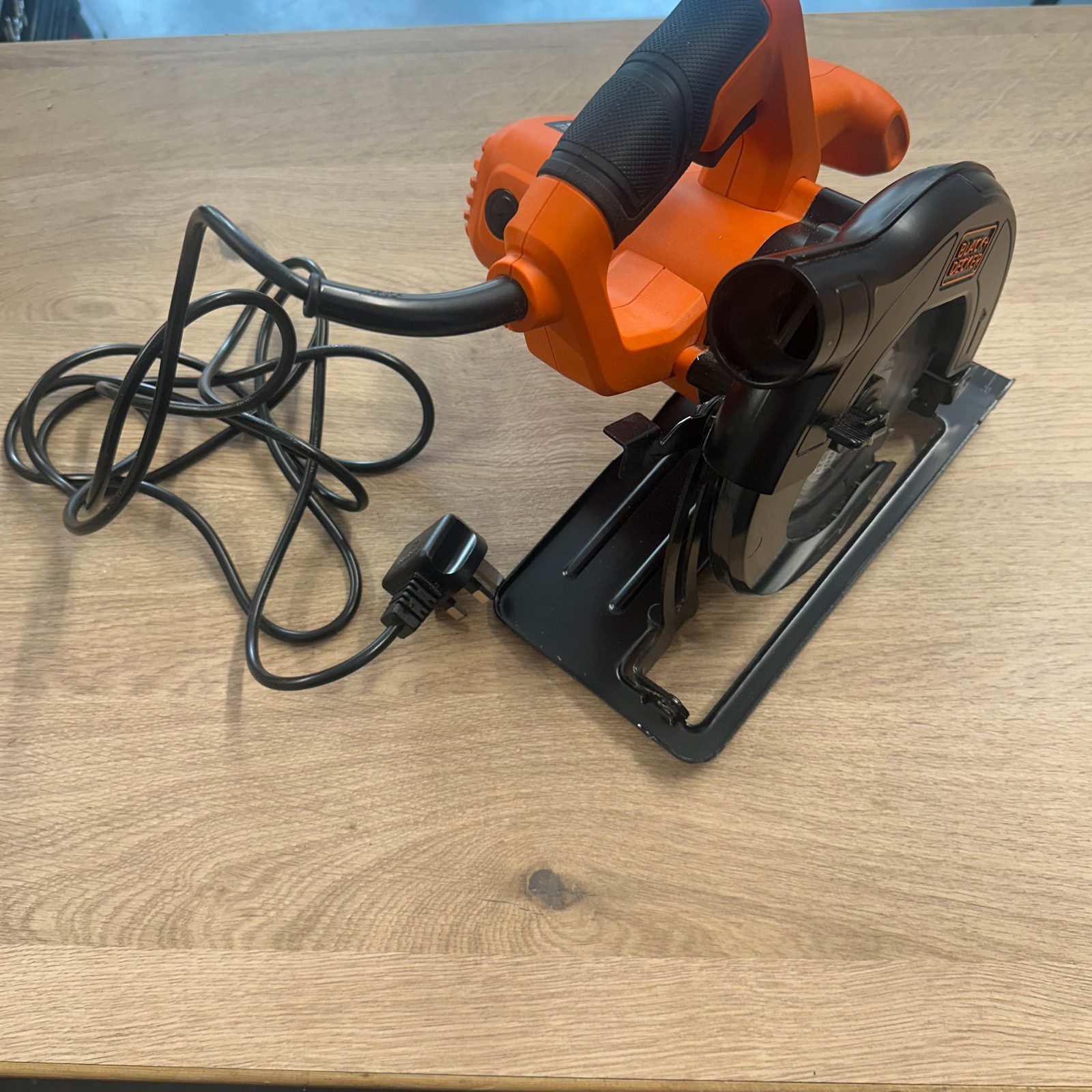 Black Decker CS1200 Circular Saw 1200W 165mm Electric Wood Saw Used - Image 9