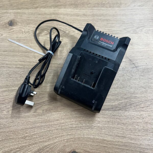 Bosch GAL 18V-40 18V Compact Battery Charger Used Working