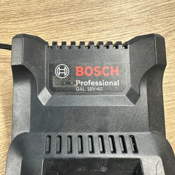 Bosch GAL 18V-40 18V Compact Battery Charger Used Working