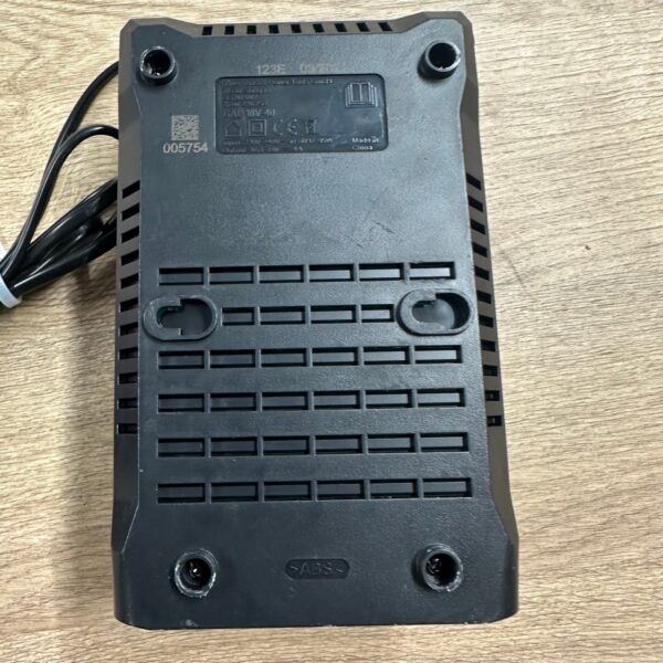 Bosch GAL 18V-40 18V Compact Battery Charger Used Working
