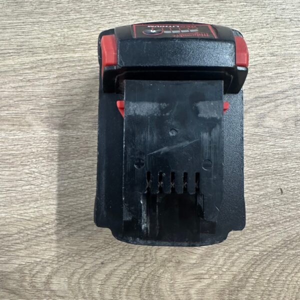 Milwaukee M18 4ah battery 18v 4.0  good condition M18B4