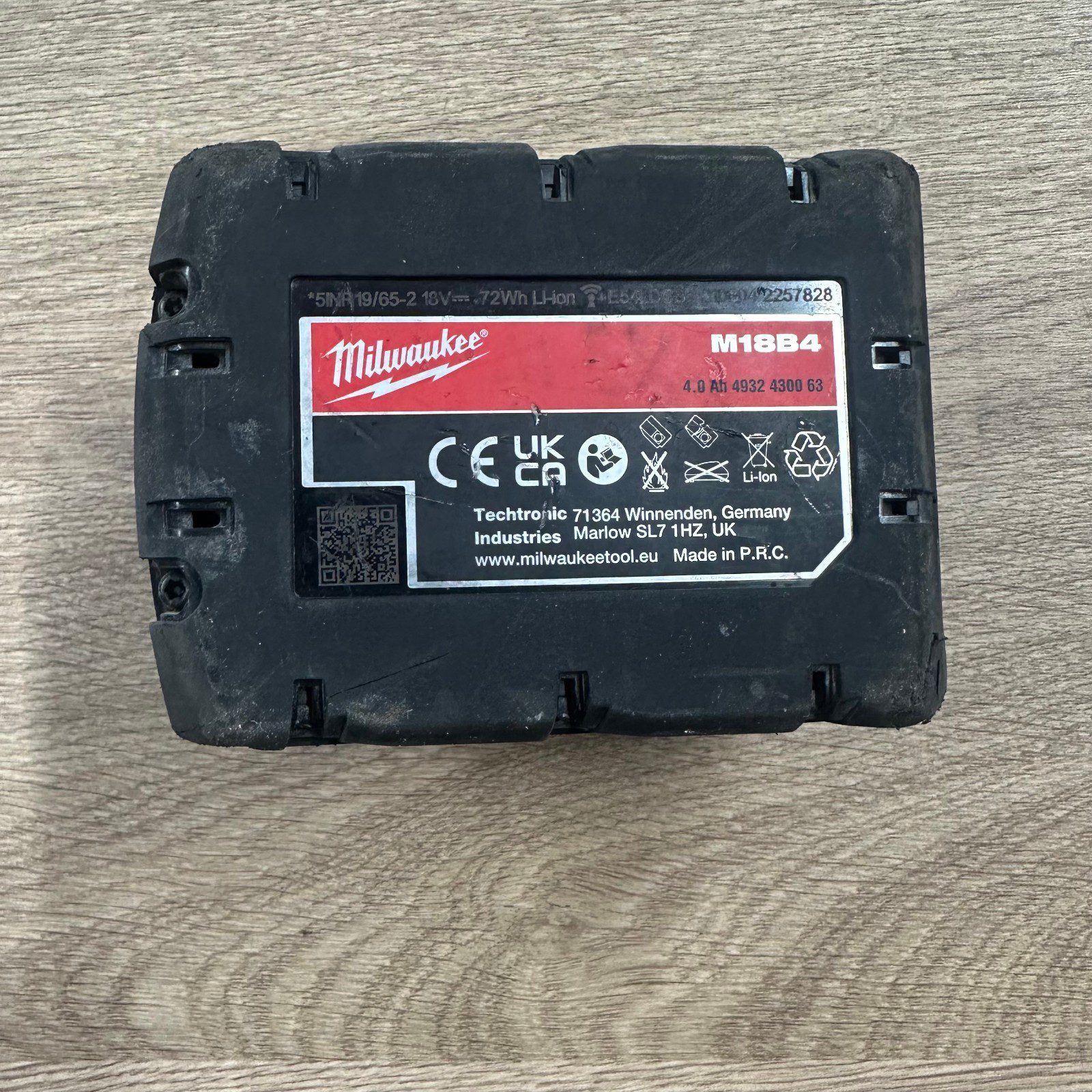 Milwaukee M18 4ah battery 18v 4.0  good condition M18B4 - Image 17