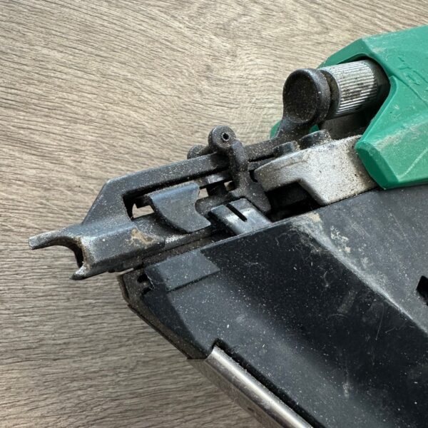 HiKOKI NR1890DC 18V Cordless Strip Nailer 2 x 5.0Ah Batteries Charger Case Combo