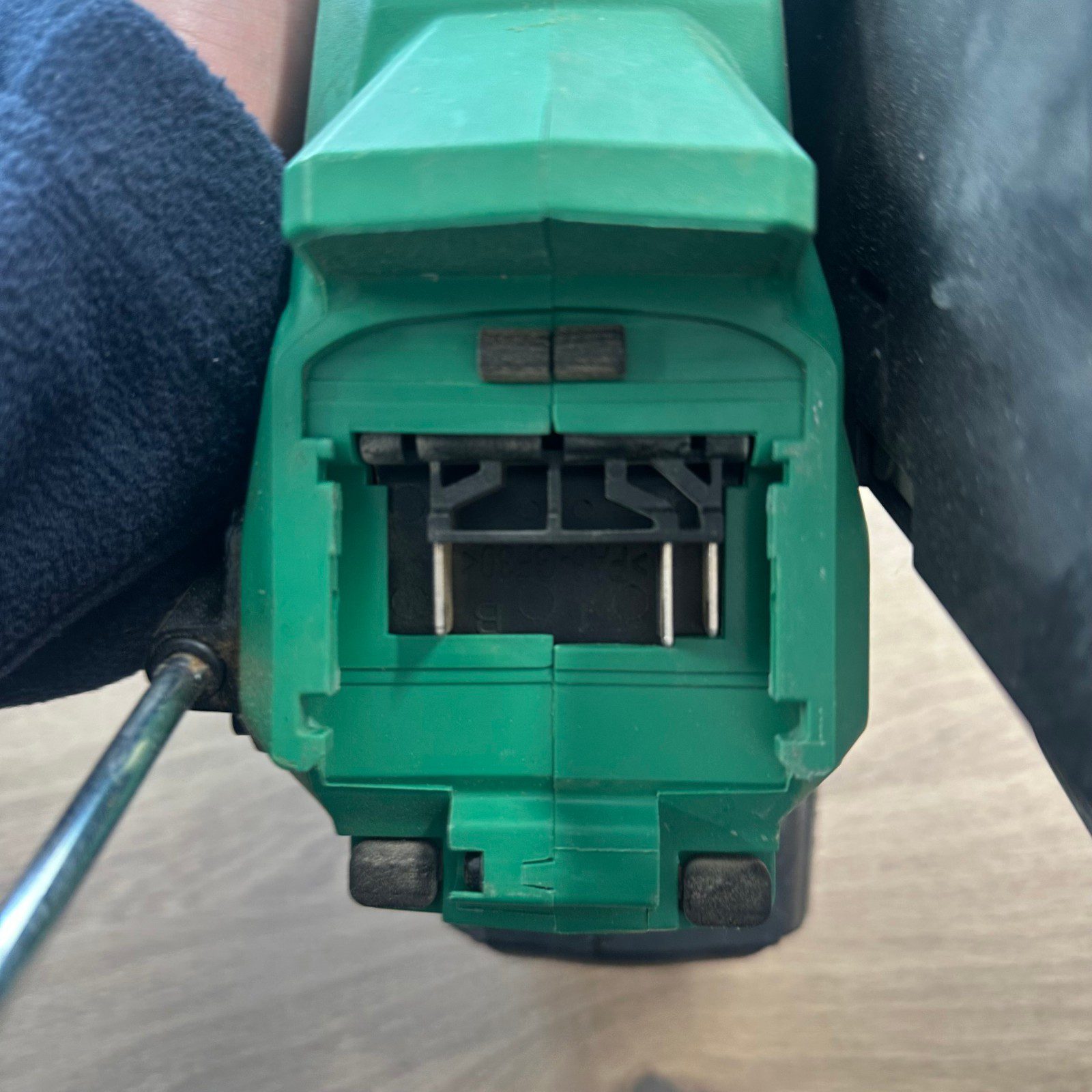 HiKOKI NR1890DC 18V Cordless Strip Nailer 2 x 5.0Ah Batteries Charger Case Combo - Image 14