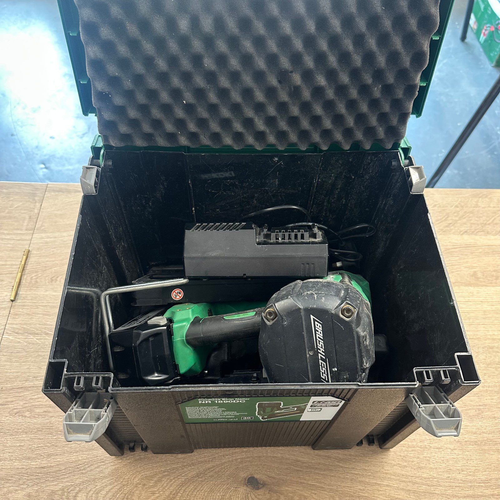 HiKOKI NR1890DC 18V Cordless Strip Nailer 2 x 5.0Ah Batteries Charger Case Combo - Image 18