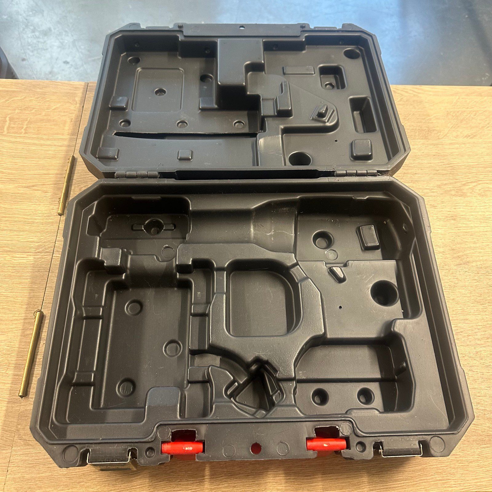 Milwaukee HD18 HIWF-402C Carry Case Only Hard Tool Box Storage Case Genuine - Image 2