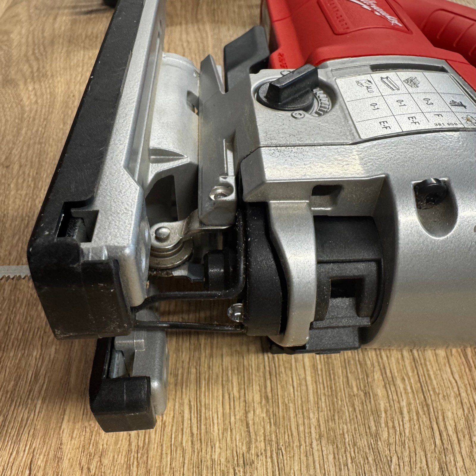 Milwaukee JSPE 135 TX Jigsaw 240V 750W Heavy Duty Used - Image 6