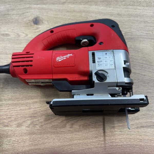 Milwaukee JSPE 135 TX Jigsaw 240V 750W Heavy Duty Used