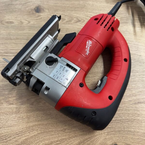 Milwaukee JSPE 135 TX Jigsaw 240V 750W Heavy Duty Used