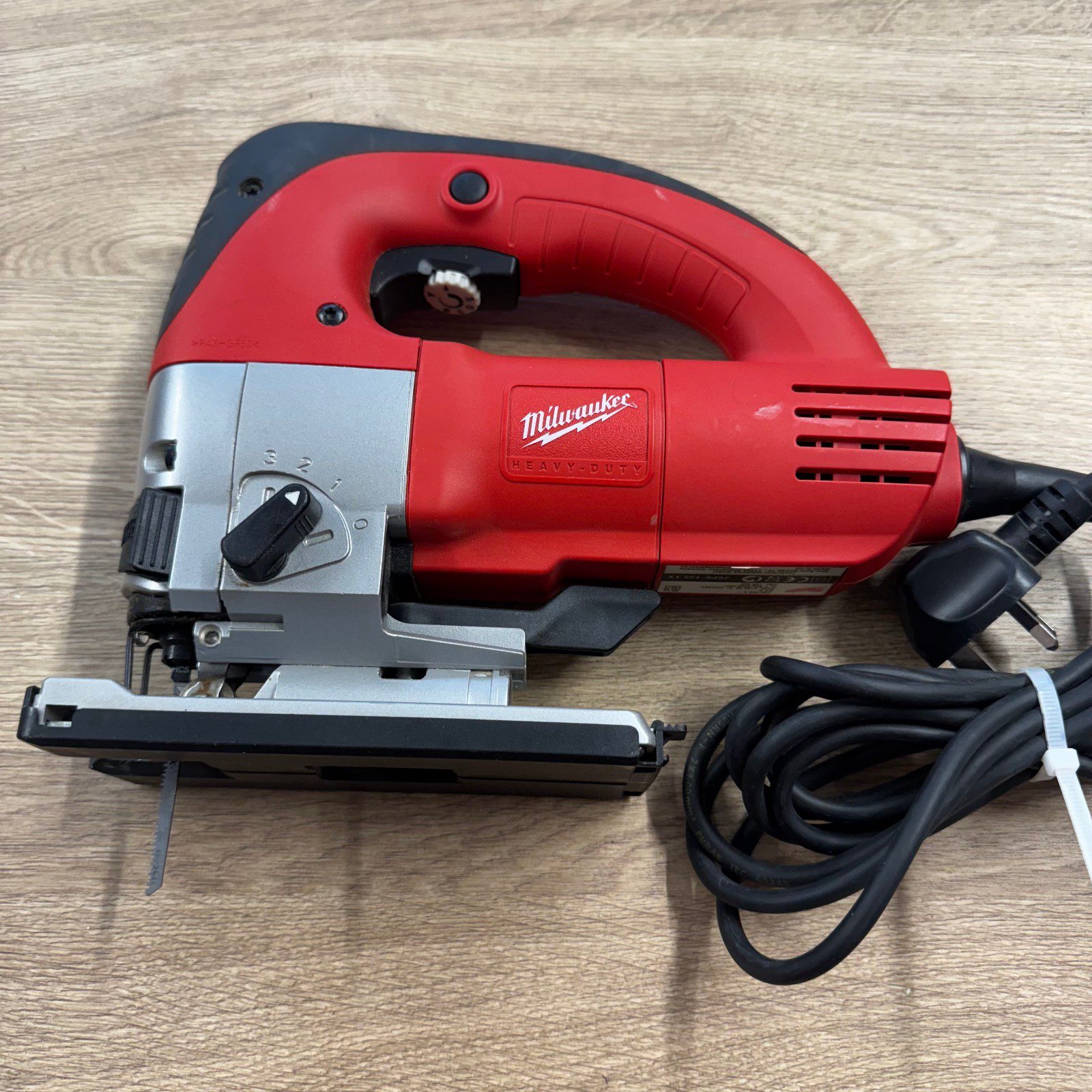 Milwaukee JSPE 135 TX Jigsaw 240V 750W Heavy Duty Used - Image 15