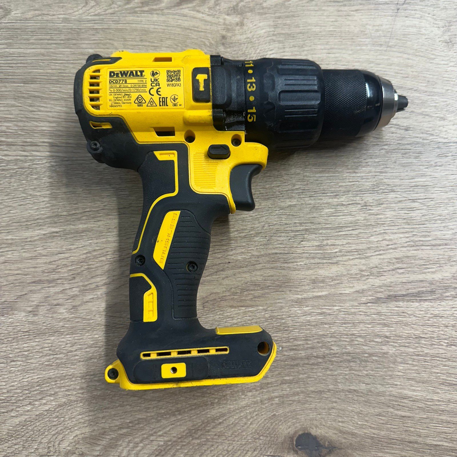 DeWalt DCD778 18V XR Brushless Combi Drill Body Only Used - Image 2