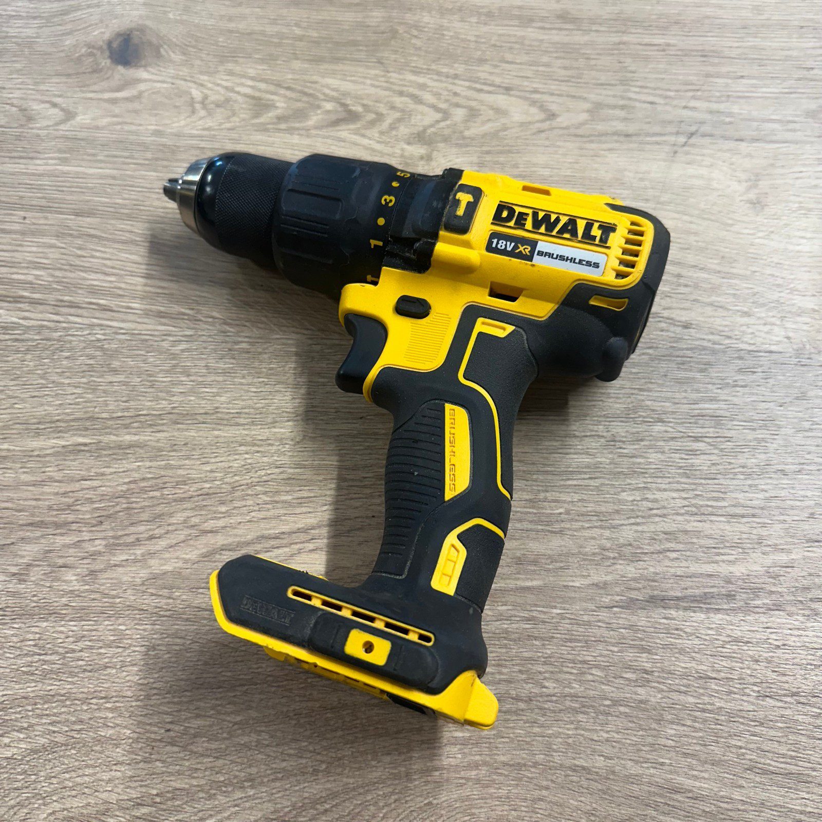 DeWalt DCD778 18V XR Brushless Combi Drill Body Only Used - Image 9